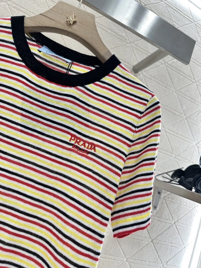 Prada T-Shirts Durable 166282