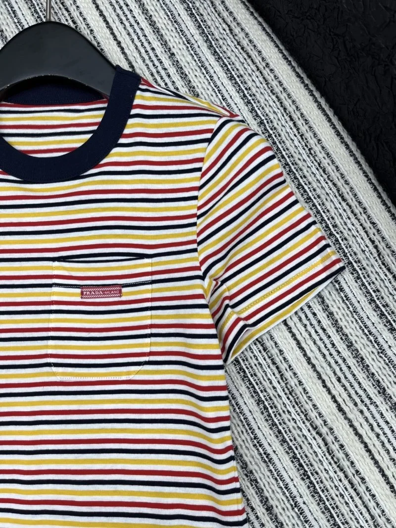 Prada T-Shirts Durable 166279