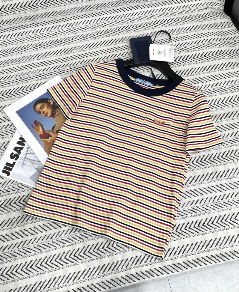 Prada T-Shirts Classic 166272