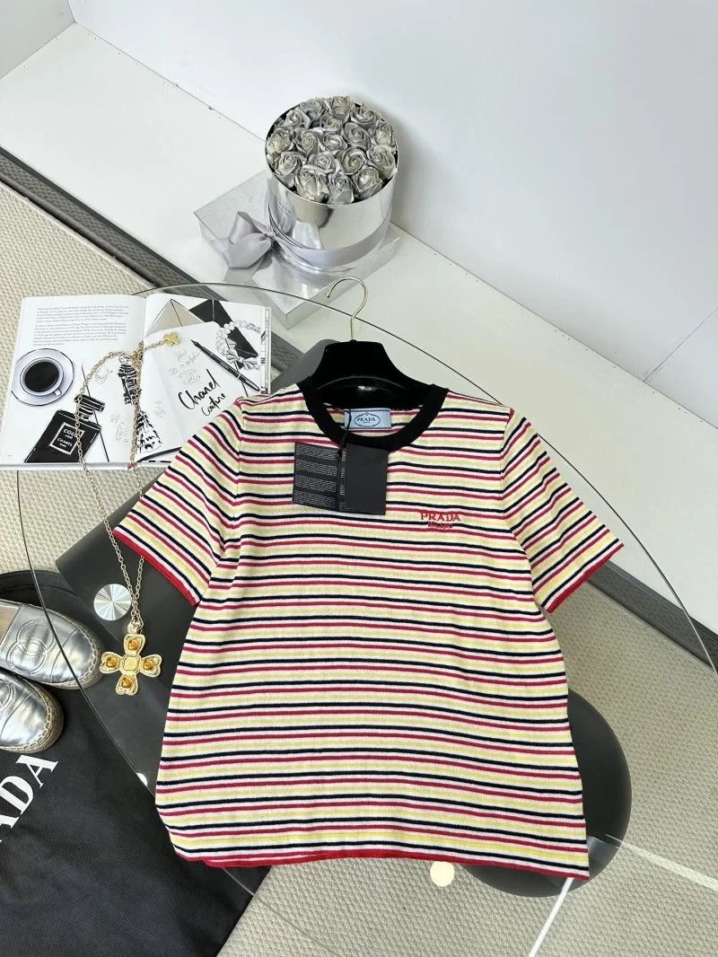 Prada T-Shirts FreshLook 166234