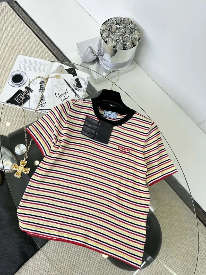 Prada T-Shirts FreshLook 166234