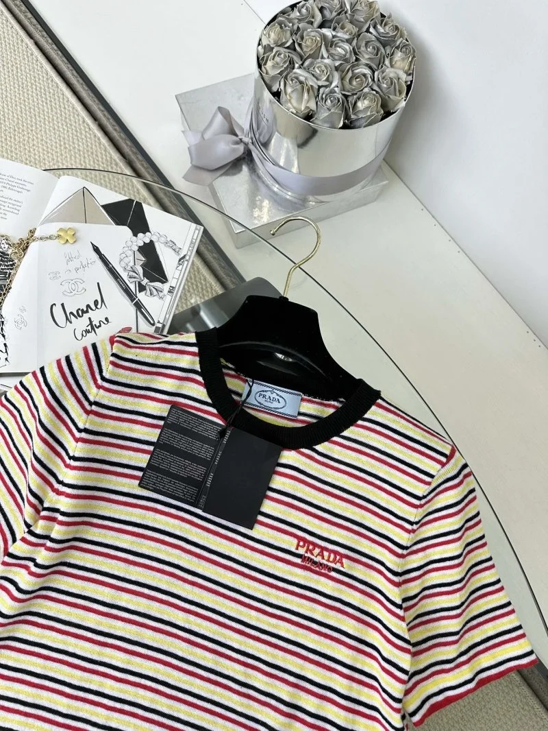 Prada T-Shirts FreshLook 166234
