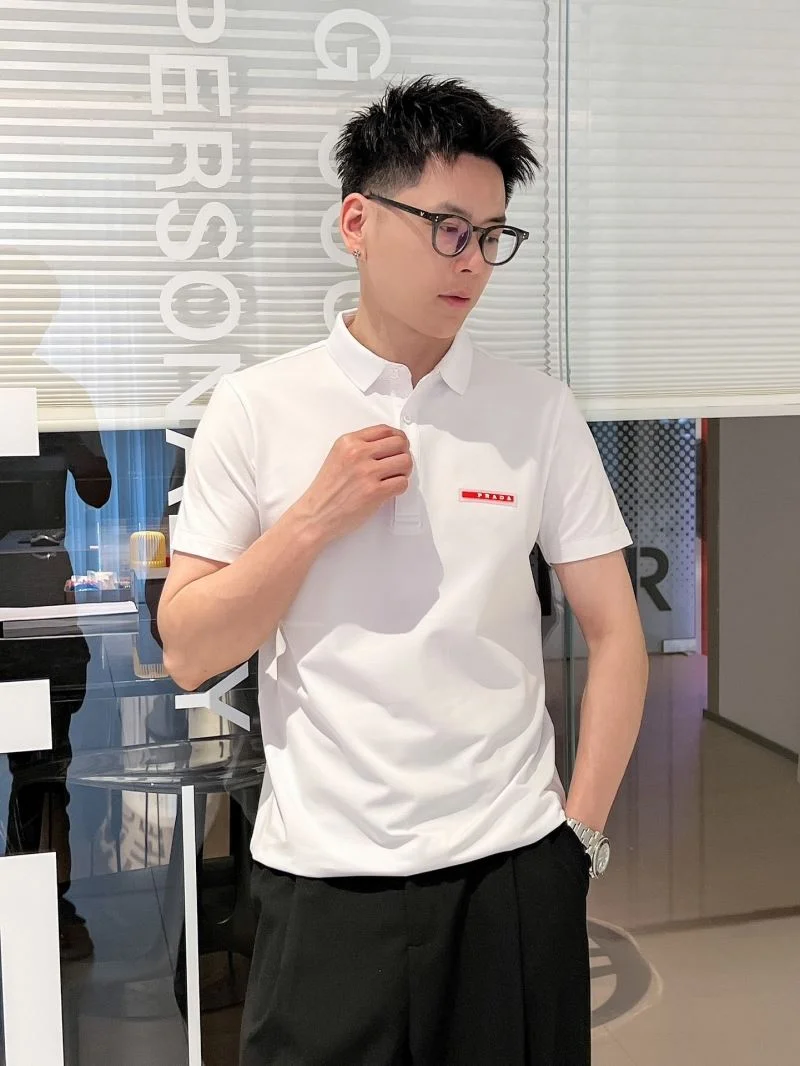Timeless Prada T-Shirts 167911
