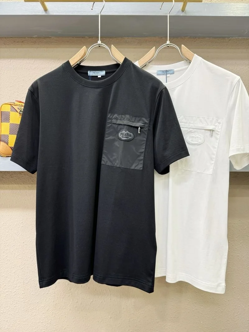 Prada T-Shirts WellDesigned 167895