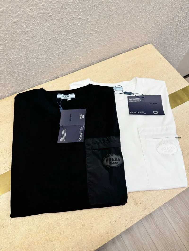 Prada T-Shirts WellDesigned 167895