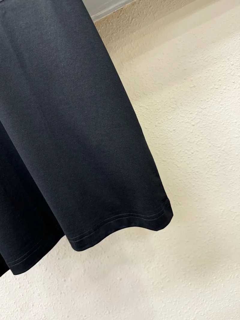 Prada T-Shirts WellDesigned 167895