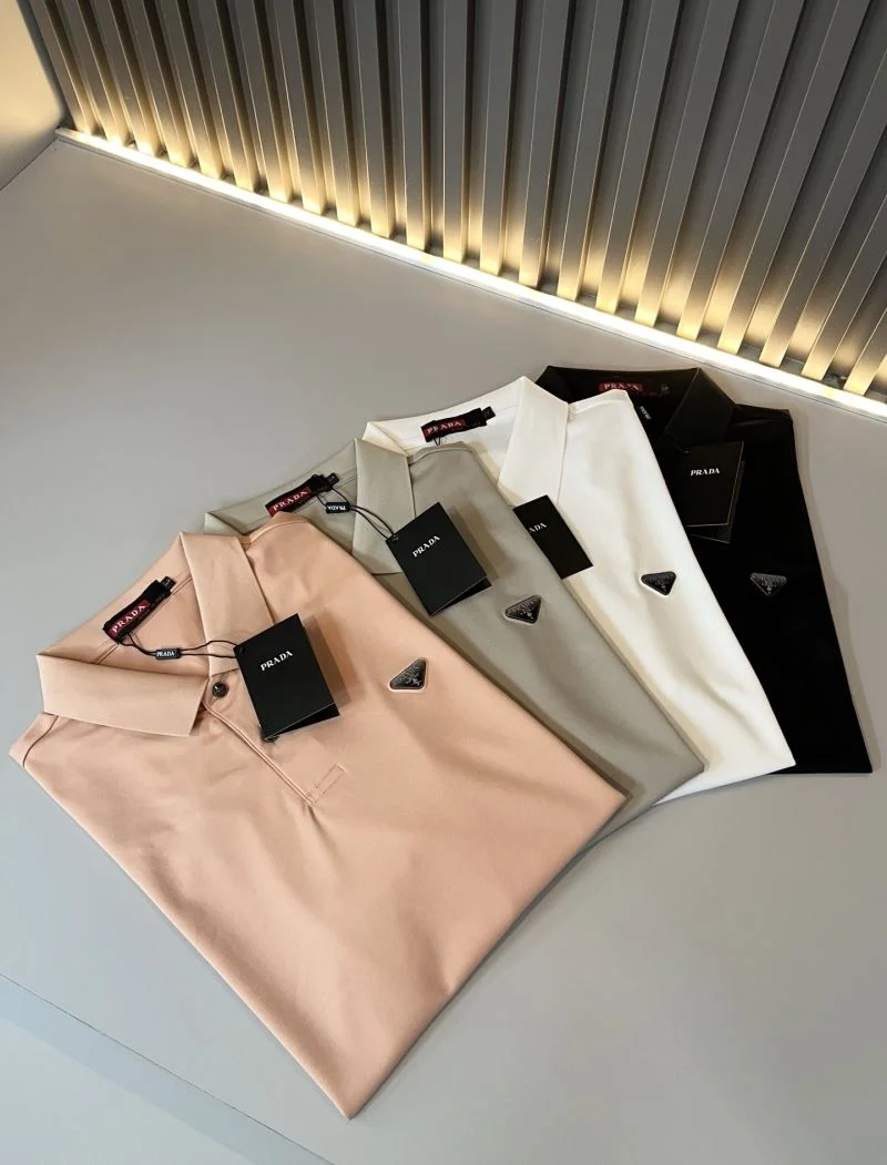 Prada T-Shirts Breathable 167890