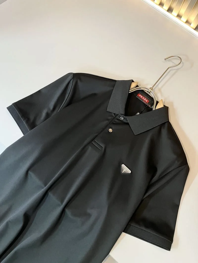 Prada T-Shirts Breathable 167890