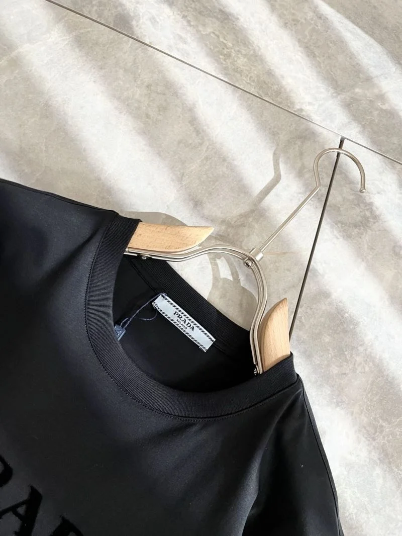 Prada T-Shirts Affordable 167882