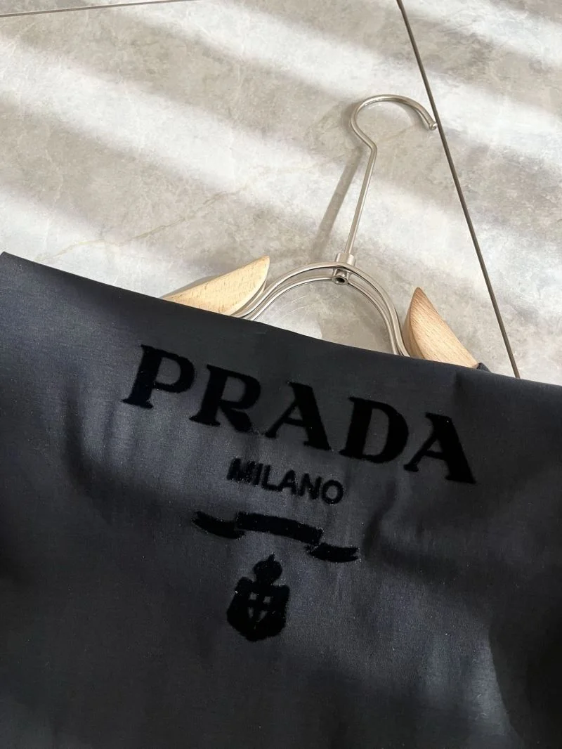 Prada T-Shirts Affordable 167882