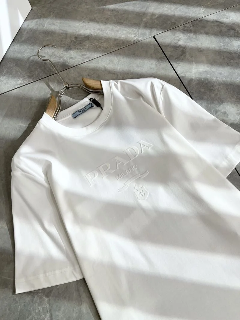 Casual Prada T-Shirts 167900