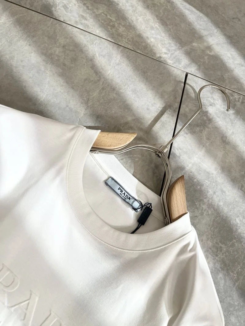 Casual Prada T-Shirts 167900