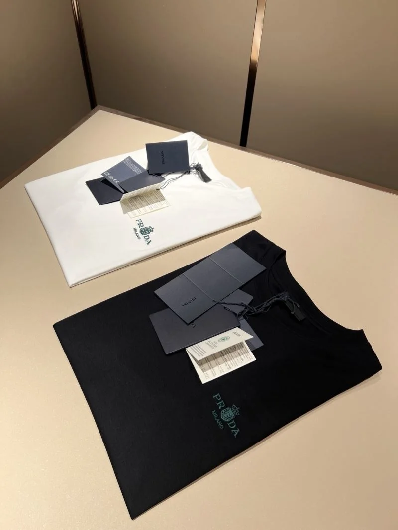 Prada T-Shirts Trendy 167891