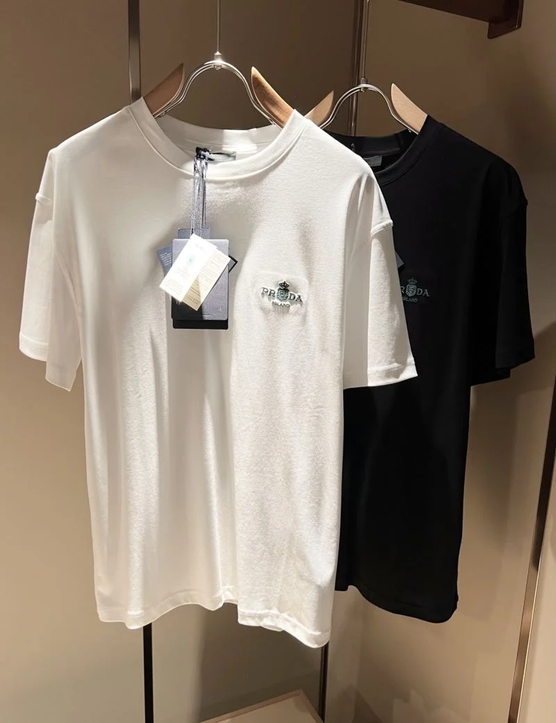 Prada T-Shirts Trendy 167891