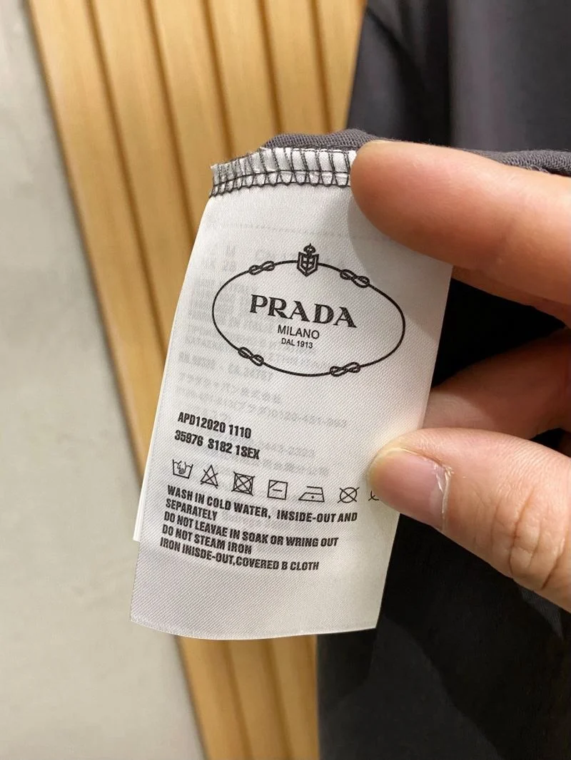 NewStyle Prada T-Shirts 167872