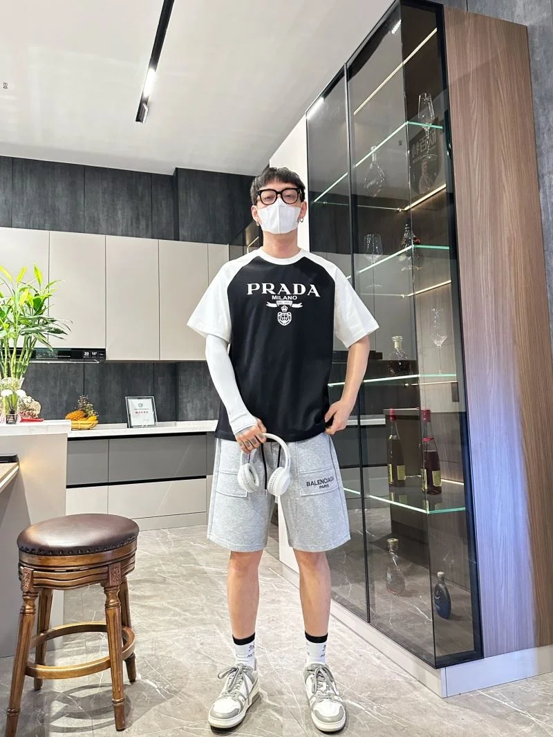 Breathable Prada T-Shirts 167867
