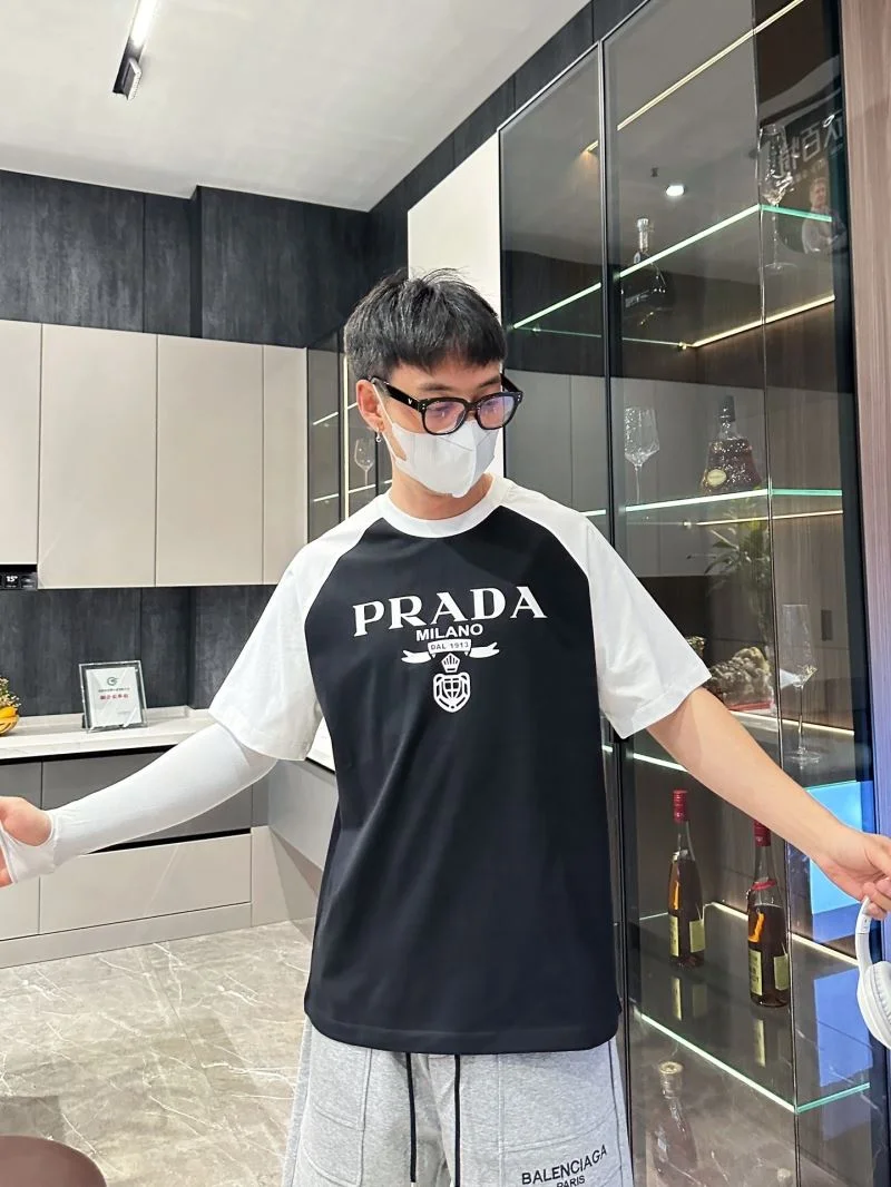 Breathable Prada T-Shirts 167867