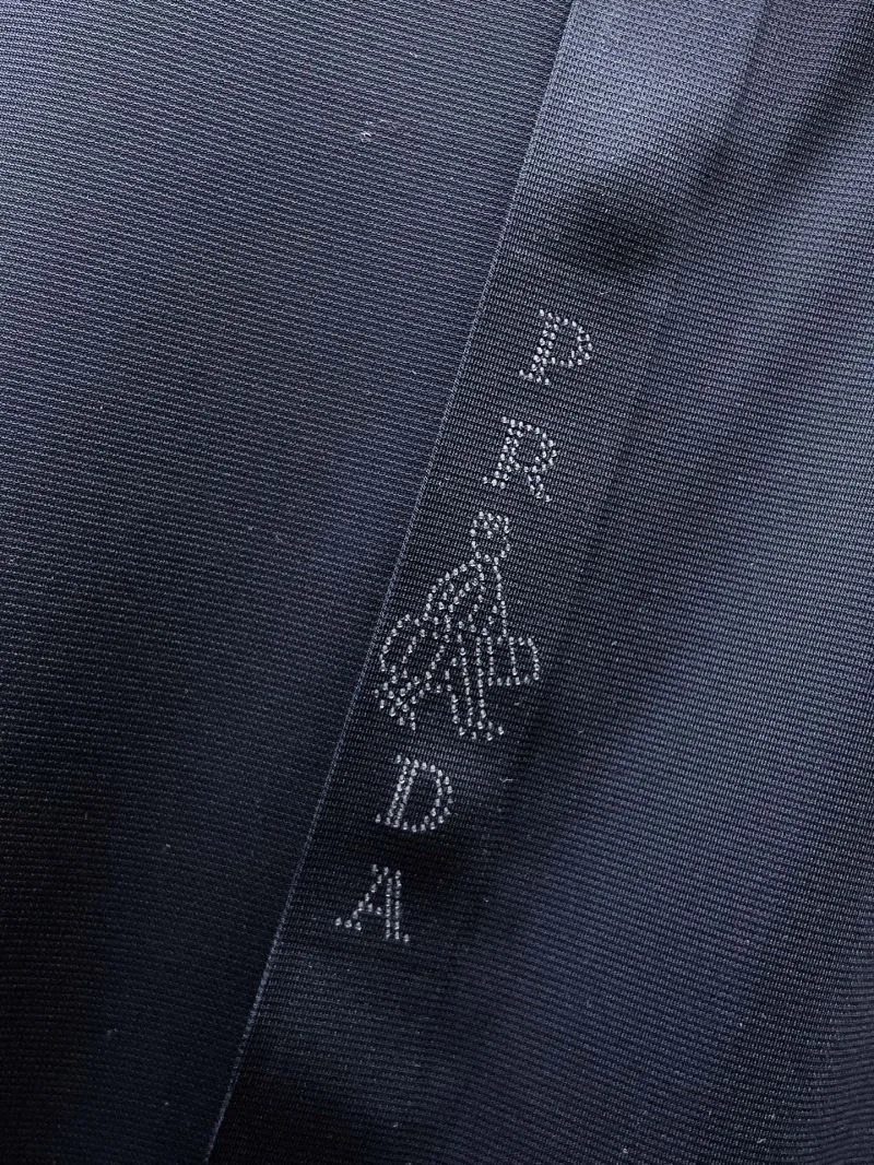 Sophisticated Prada T-Shirts 167836