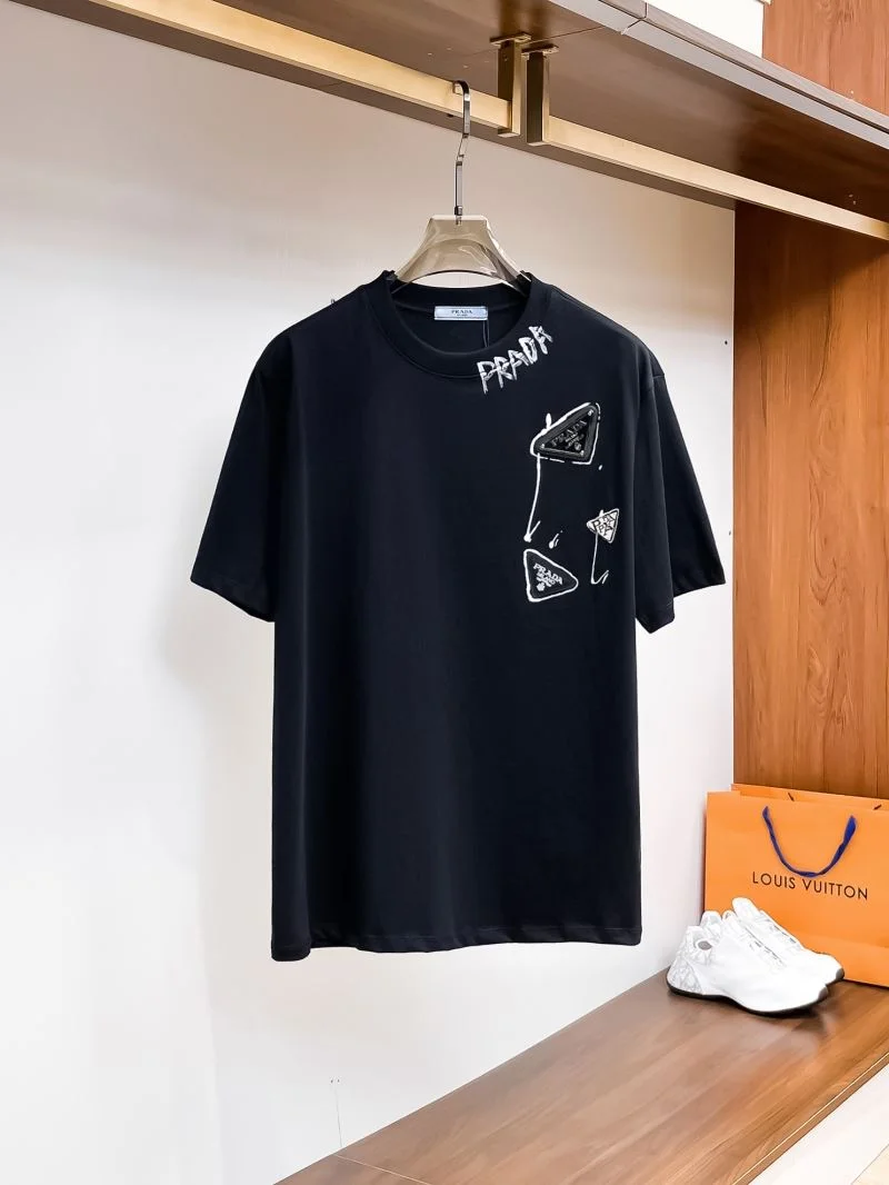 Minimalist Prada T-Shirts 167828