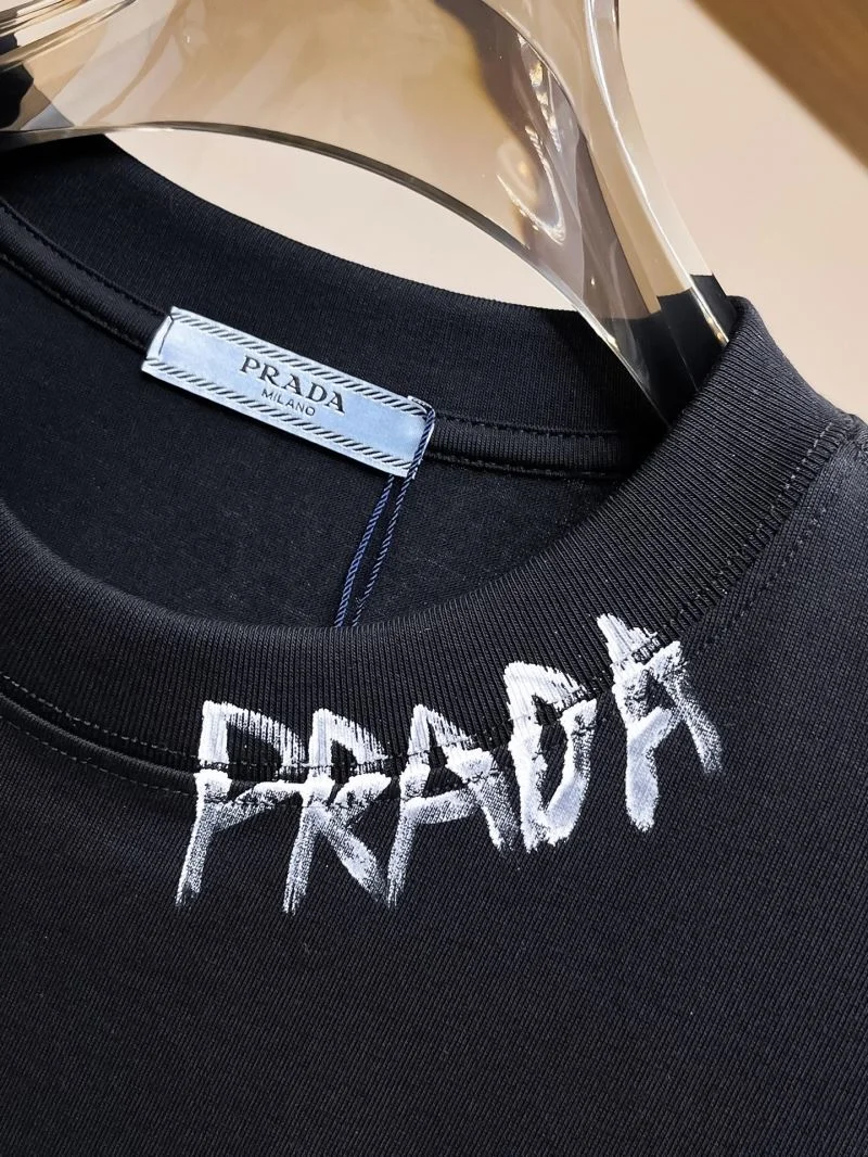Minimalist Prada T-Shirts 167828