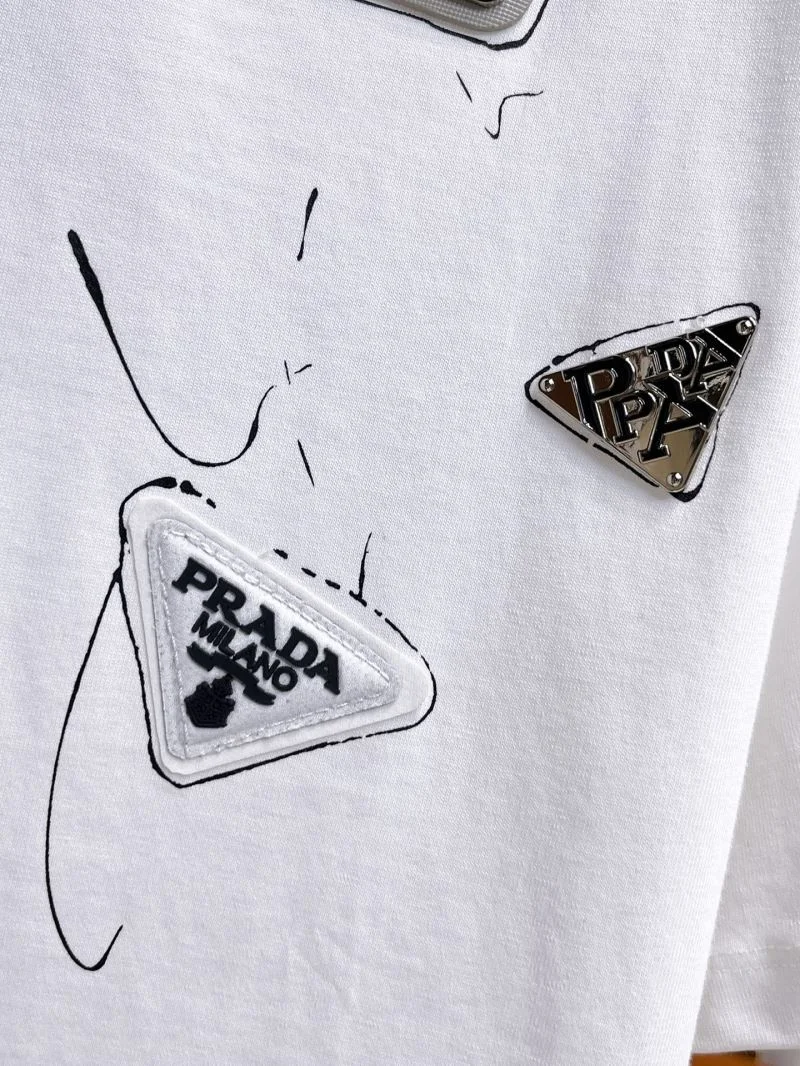 Prada T-Shirts WaterResistant 167827