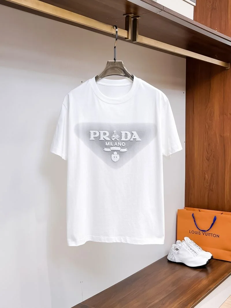 NewStyle Prada T-Shirts 167825