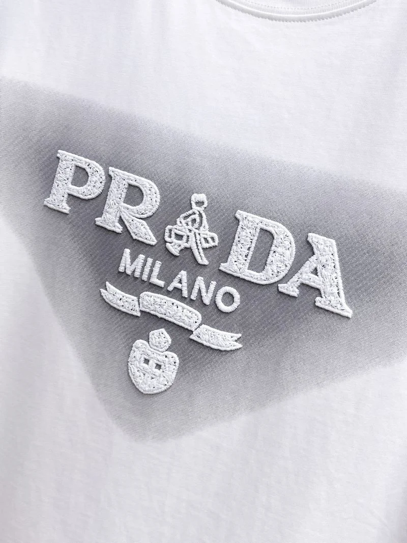 NewStyle Prada T-Shirts 167825