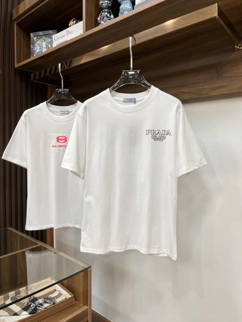 Prada T-Shirts Minimalist 167816