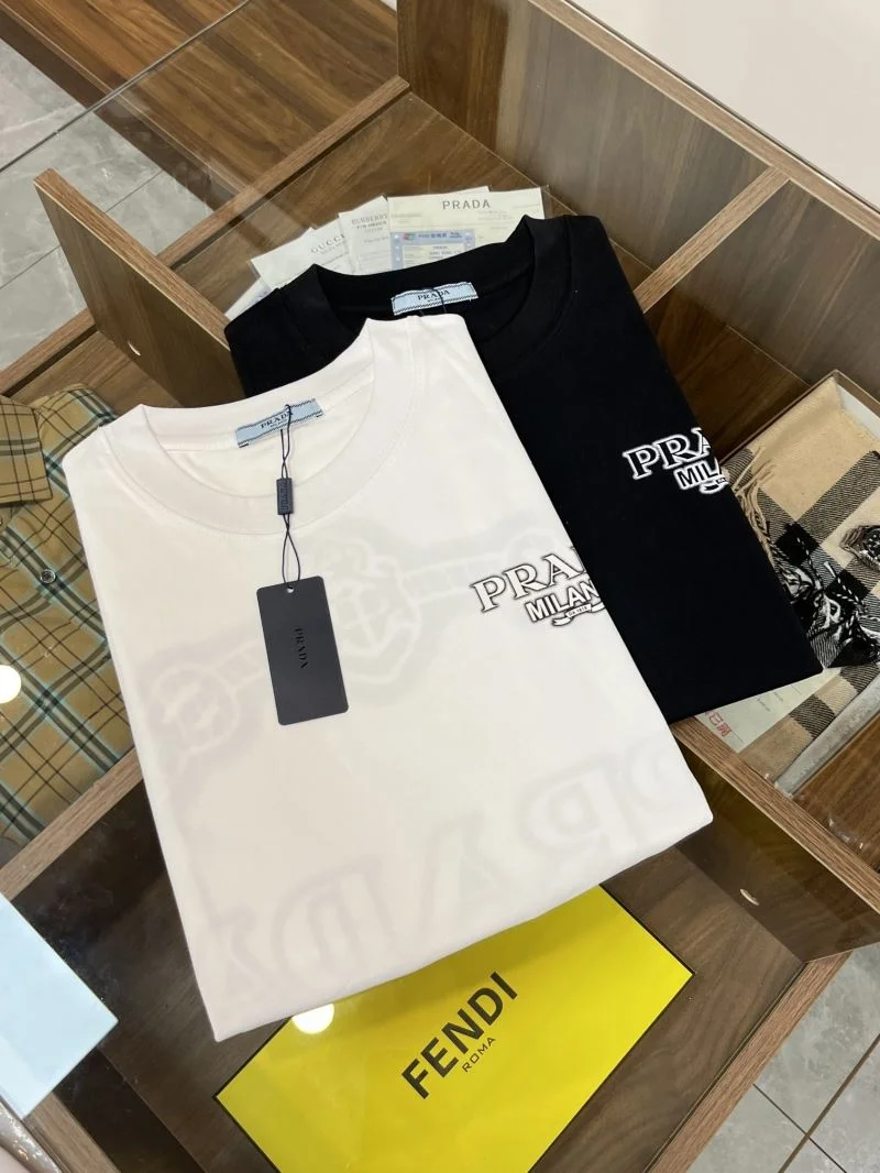 Prada T-Shirts Minimalist 167816