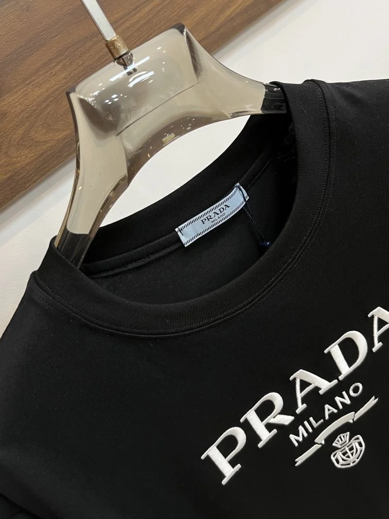 Prada T-Shirts MultiPurpose 167823
