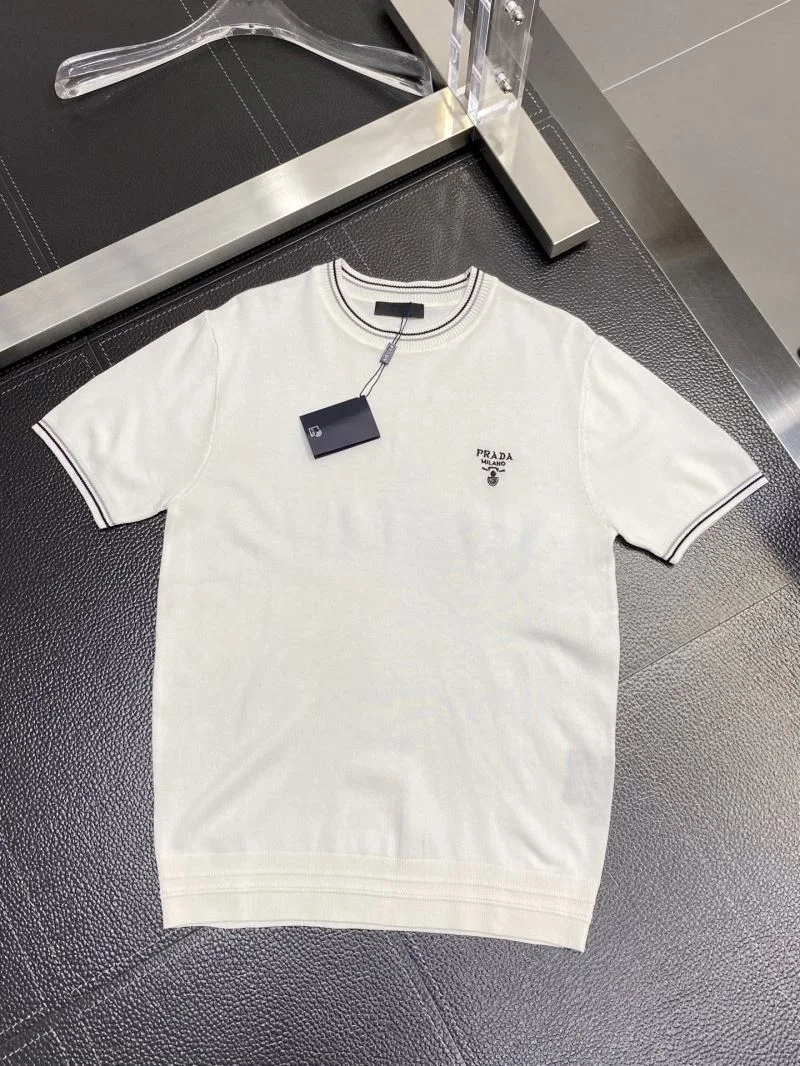 Youthful Prada T-Shirts 167822