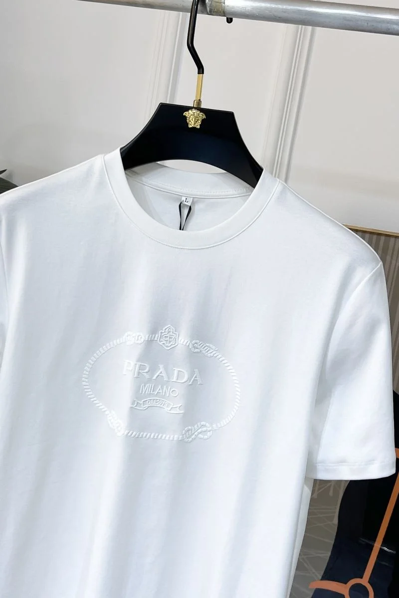 Prada T-Shirts Trendy 167850