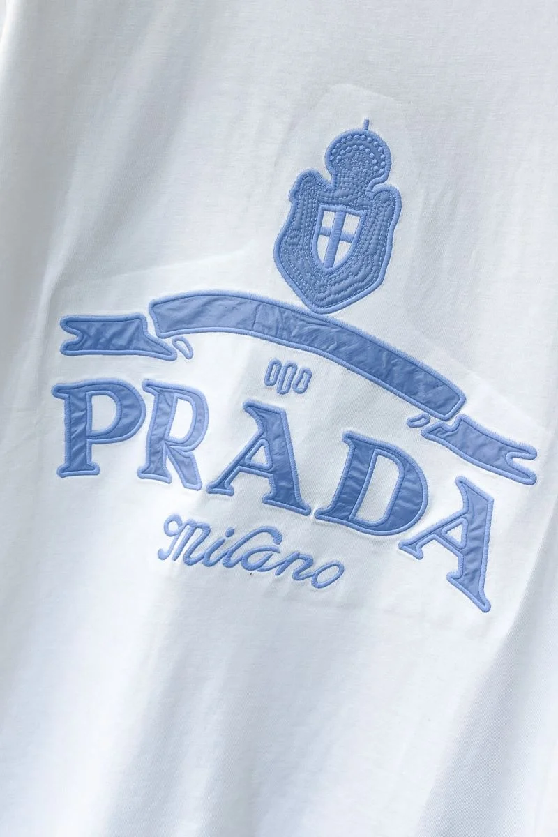 Prada T-Shirts Sleek 167817