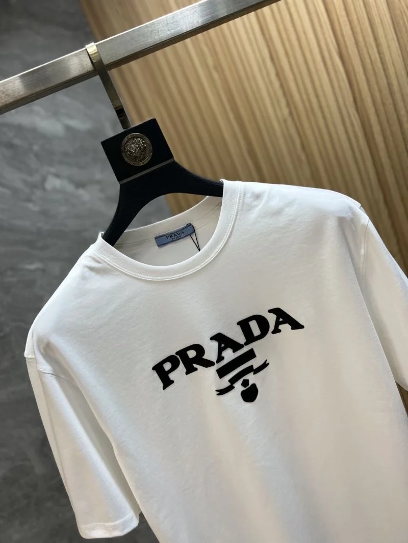 Prada T-Shirts Timeless 167804