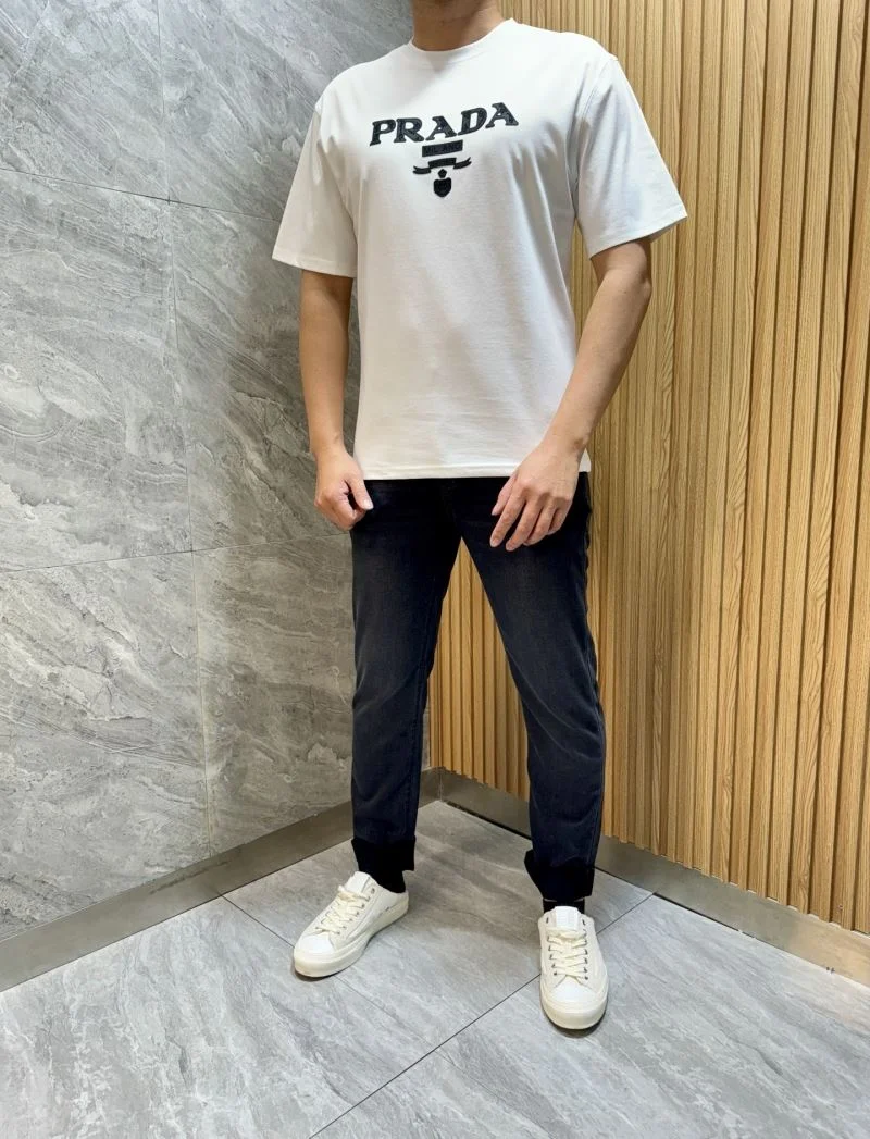 Prada T-Shirts Timeless 167804