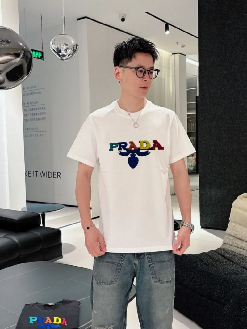 Vibrant Prada T-Shirts 167800