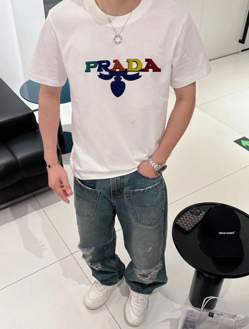 Vibrant Prada T-Shirts 167800