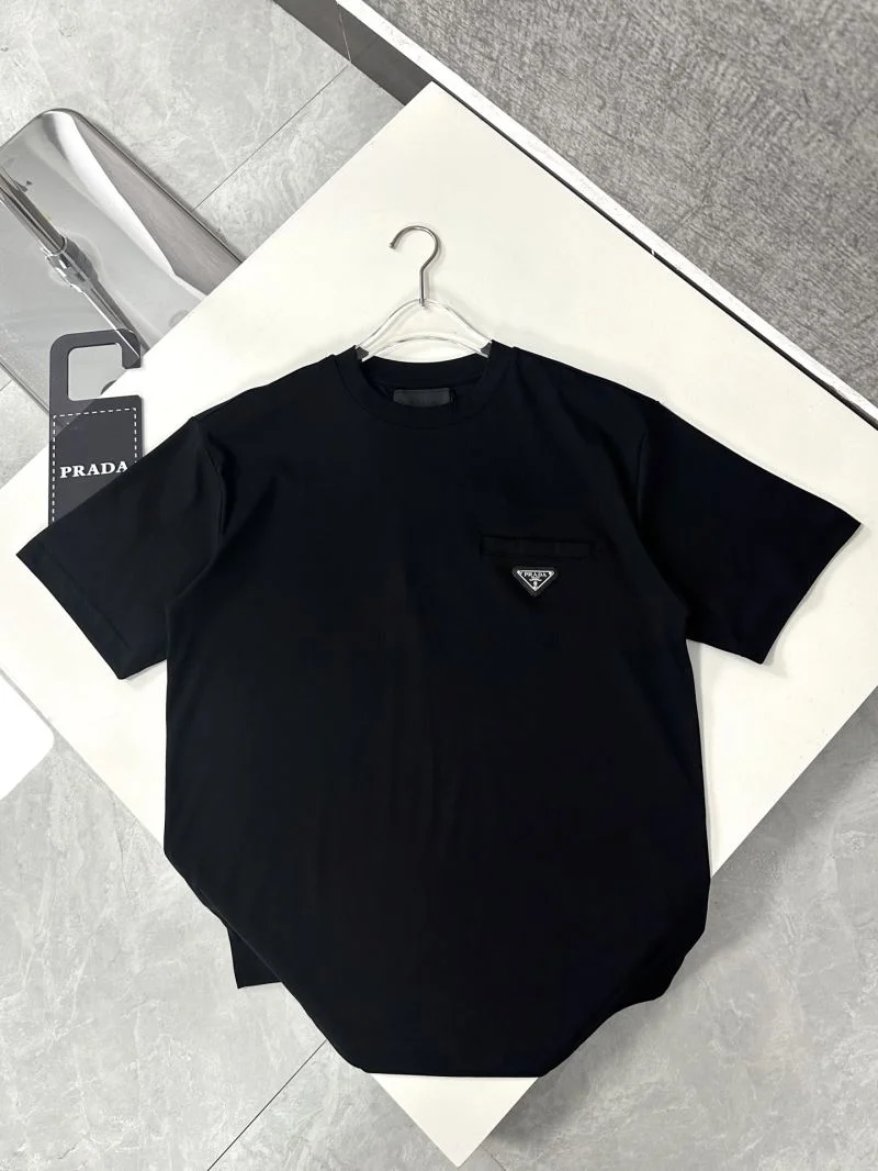 FlexibleFit Prada T-Shirts 165642