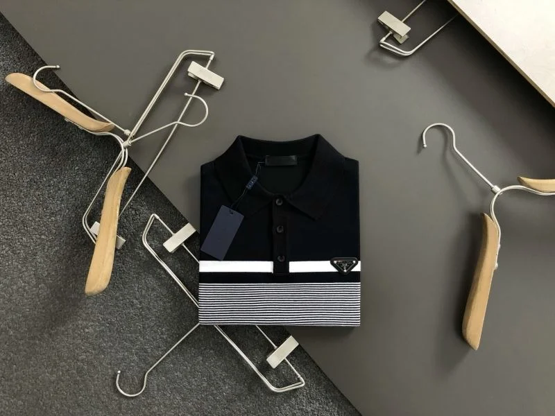 Prada T-Shirts UrbanChic 167780