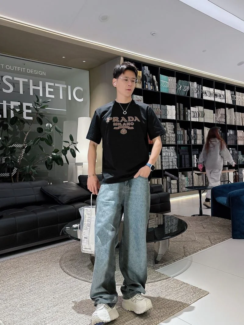 Flexible Prada T-Shirts 167776