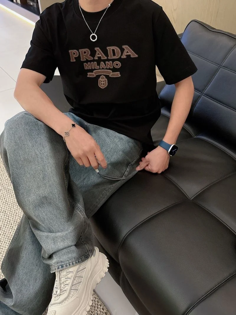 Flexible Prada T-Shirts 167776