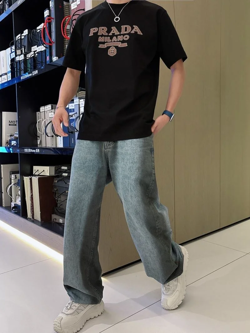 Flexible Prada T-Shirts 167776
