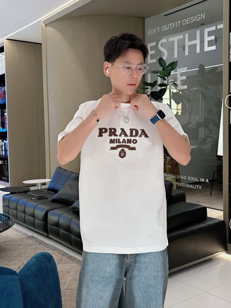 Breathable Prada T-Shirts 167781