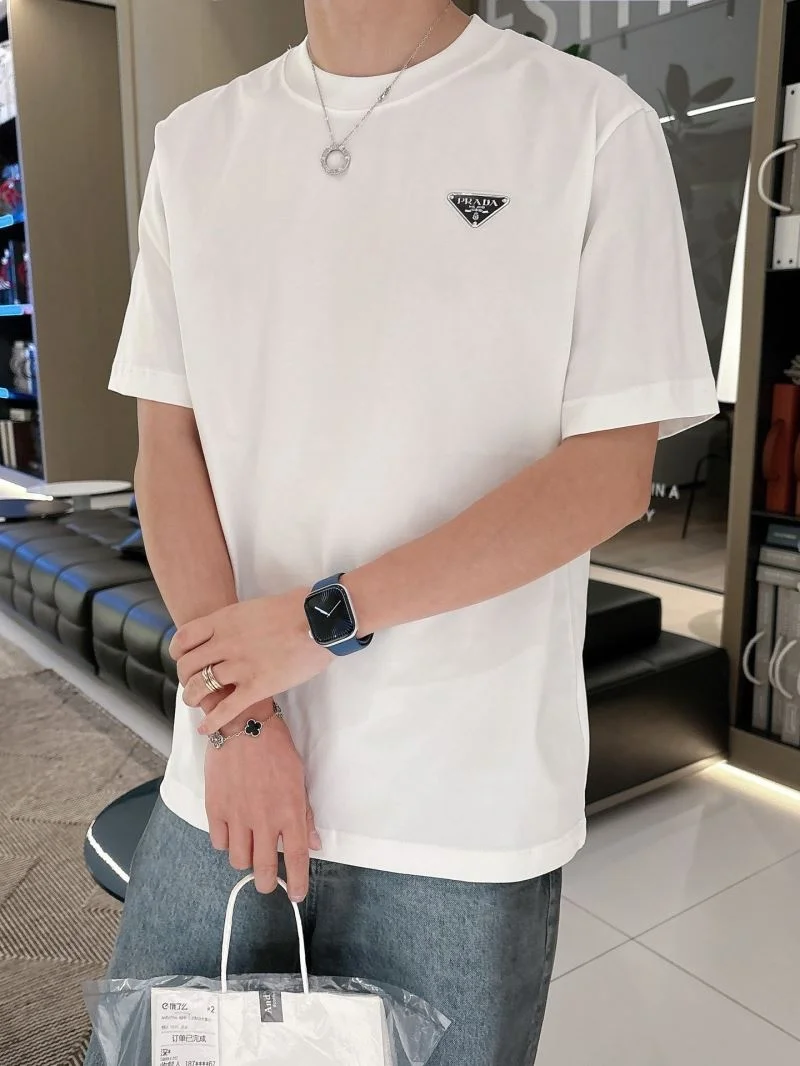 Prada T-Shirts Affordable 167824