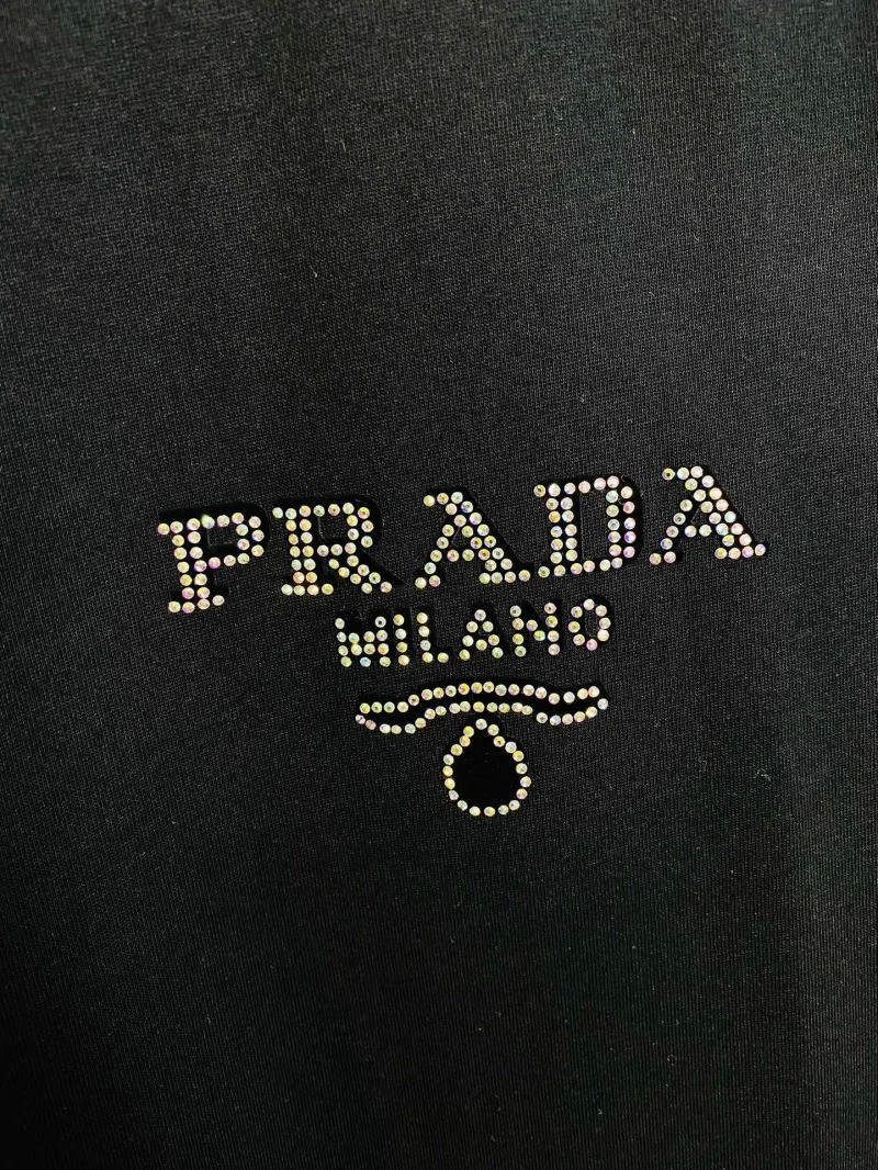 Packable Prada T-Shirts 167774