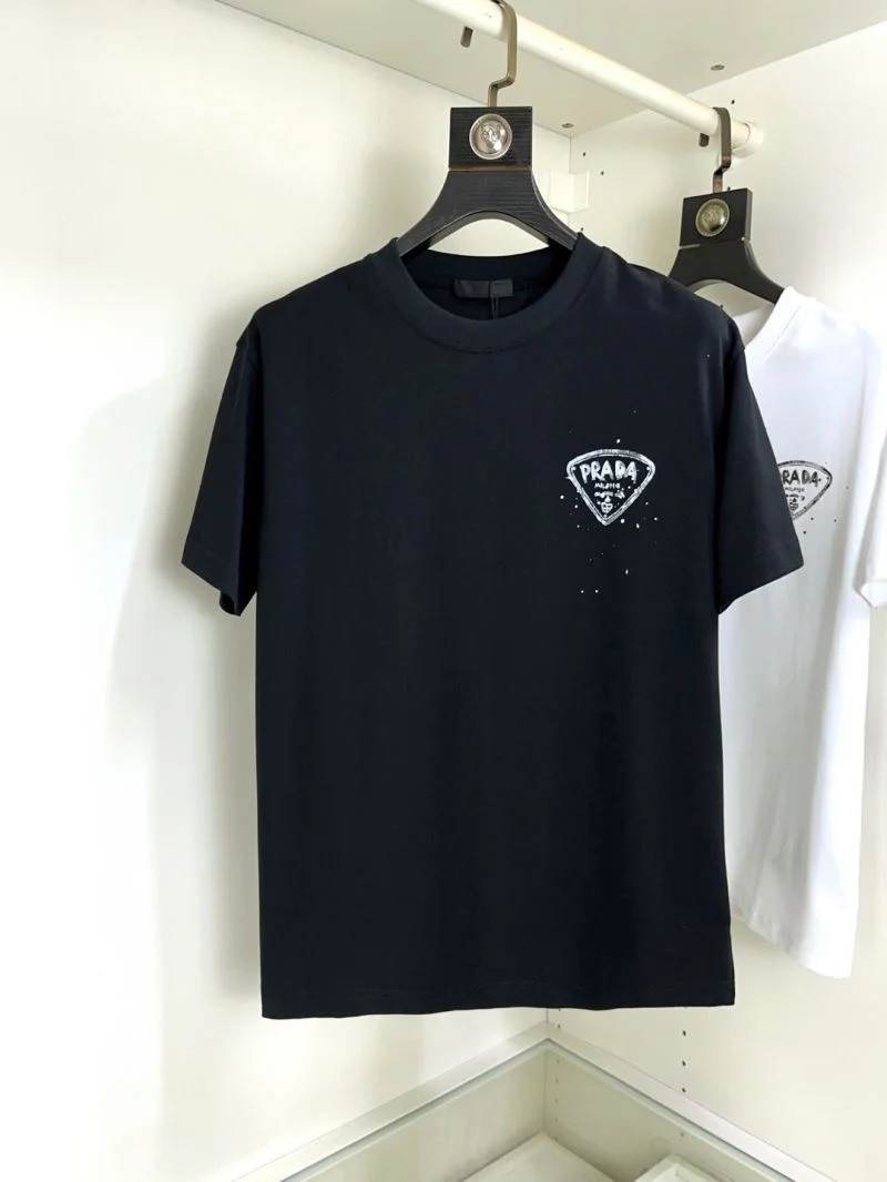 Stylish Prada T-Shirts 167755