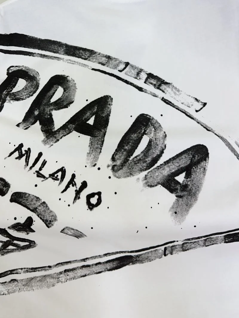 Stylish Prada T-Shirts 167755