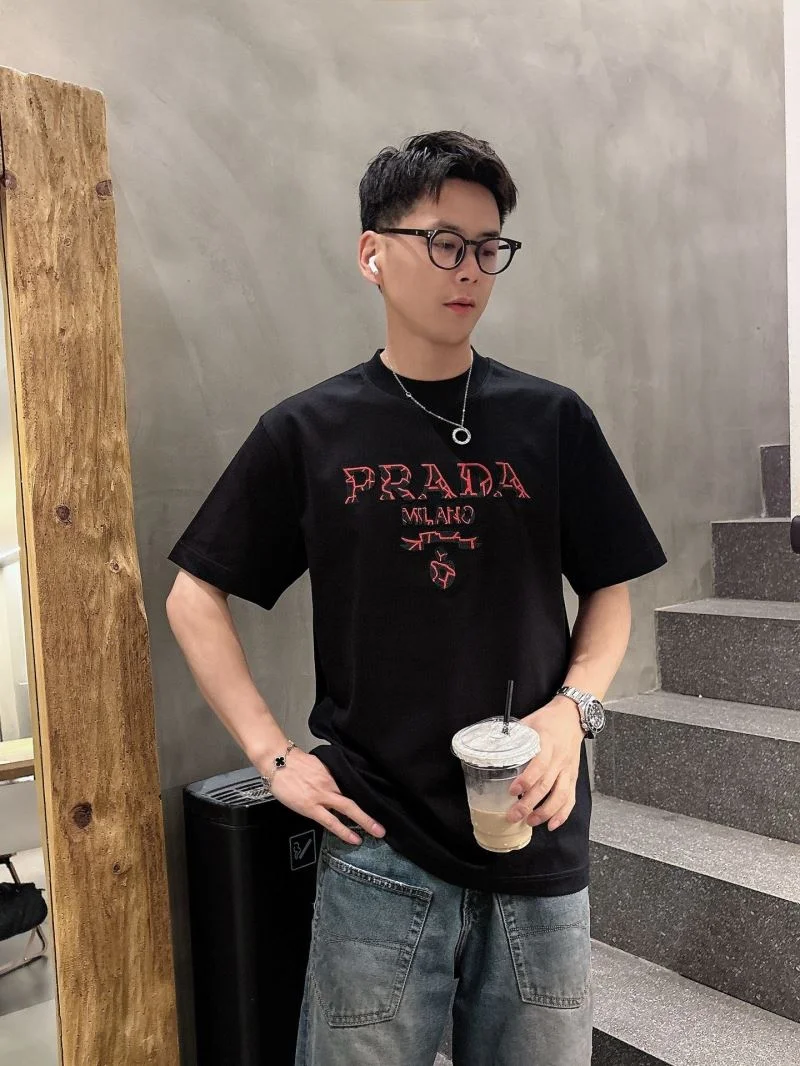 Prada T-Shirts ZeroBulk 167756