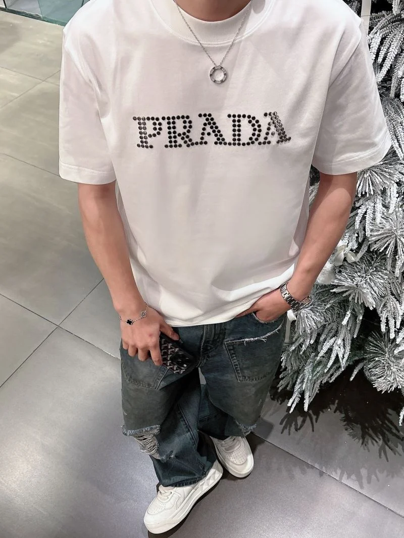 EyeCatching Prada T-Shirts 167789