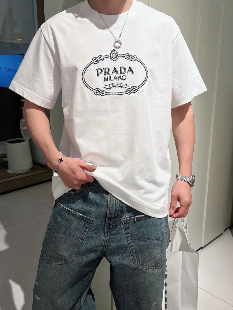 Original Prada T-Shirts 167752